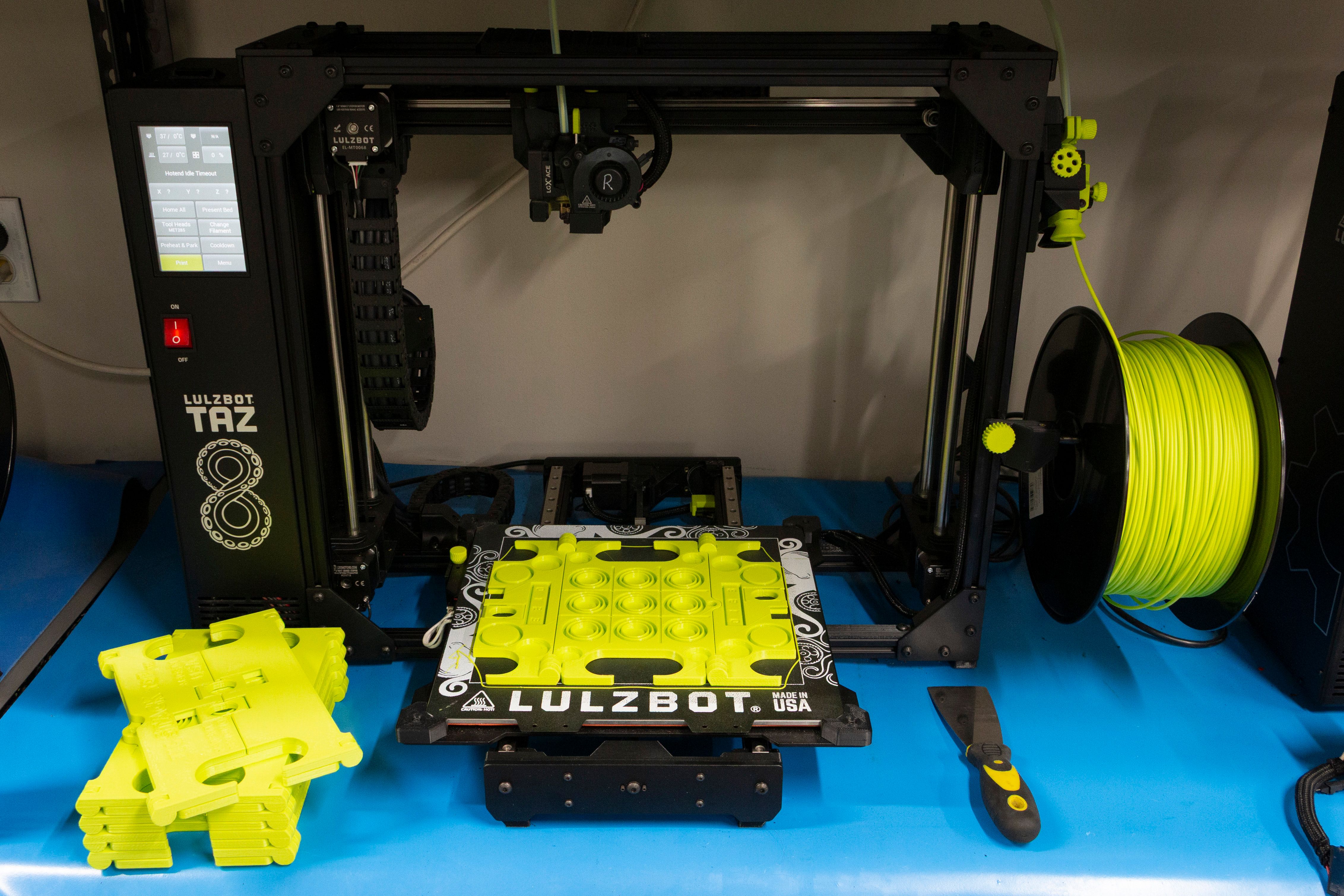 TAZ 8 Tic STACK Toe.jpg